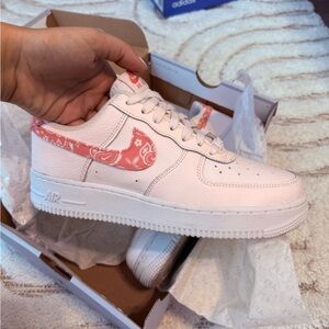 Nike Air Force 1 '07 Pearl Pink Sneakers
